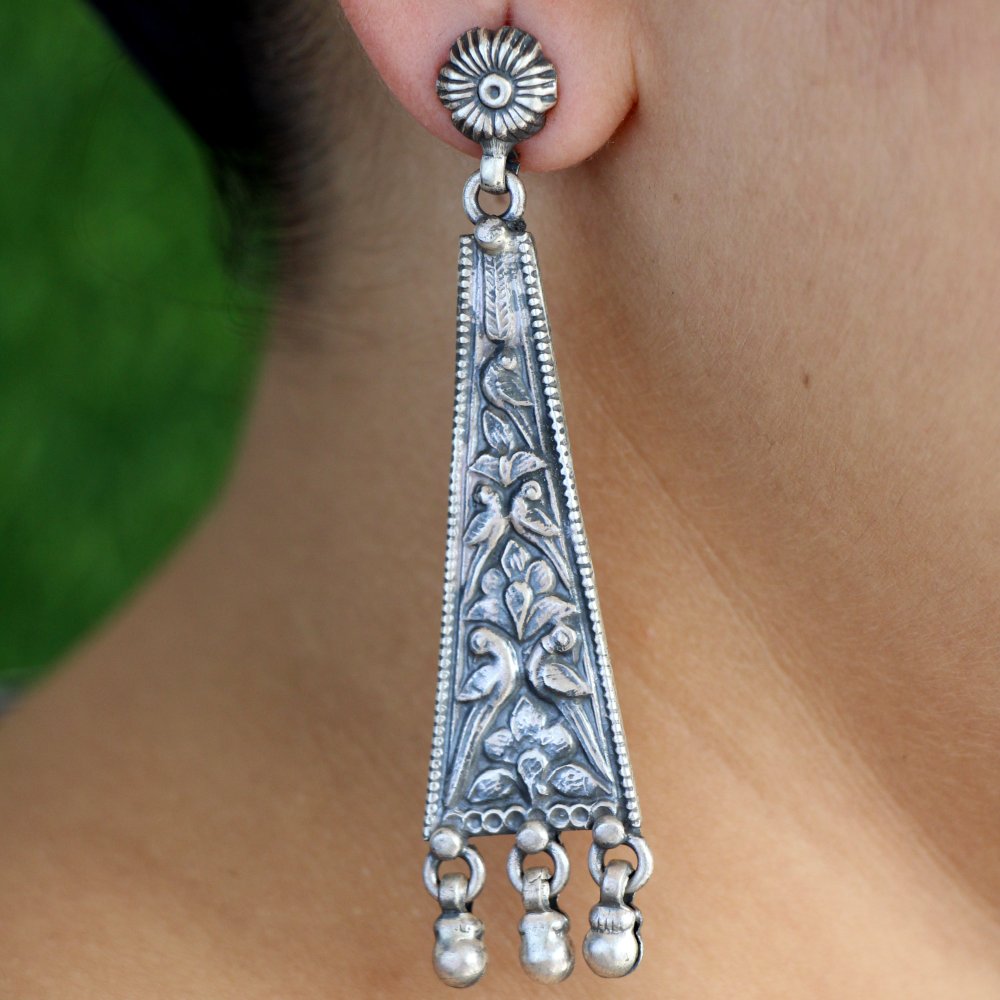 Long Antique Earing 