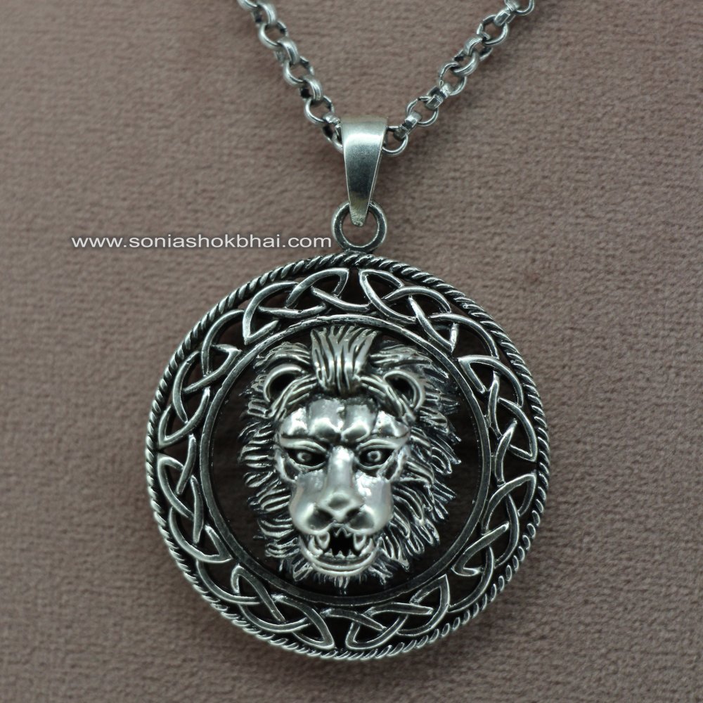 Tigers Round Pendant